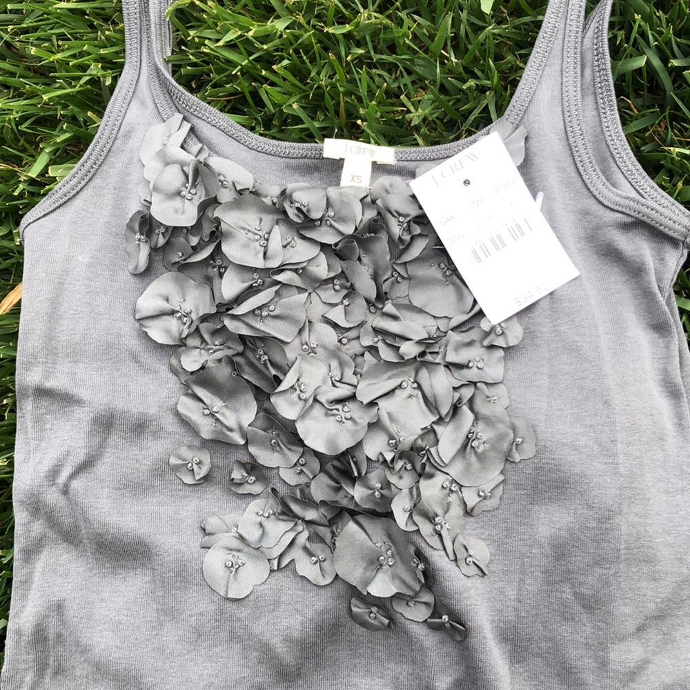 NWT J. Crew Gray Cotton/Silk Floral Appliqué Tank - Picture 2 of 11